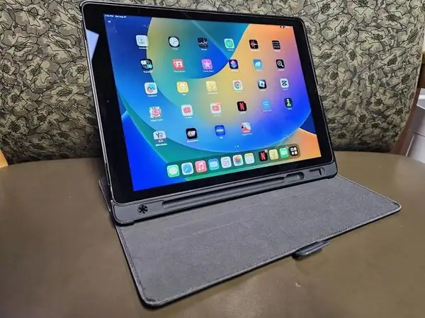 459756240_899426348889066_351170766922007944_n iPad Pro (12,9 pouces) 1er génération – Image 1