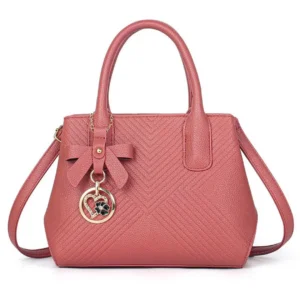 Sac à main en cuir synthétique est l'accessoire parfait pour toutes les occasions, Sublimez vos tenues avec ce sac à main en cuir synthétique de haute qualité