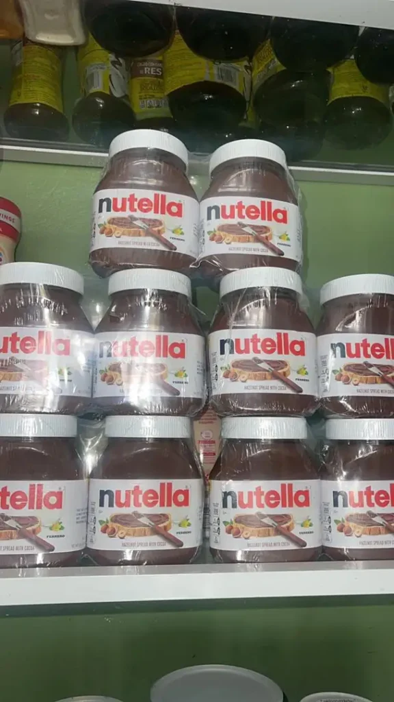Nutella - Pâte à tartiner aux noisettes et au cacao - Format familial - 1 kg, Nutella, le plaisir gourmand à partager en famille