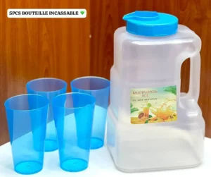 5PCS BOUTEILLE INCASSABLE, Ensemble de 5 pièces avec bouteille et verres en plastique réutilisable, Idéal pour l'eau, les jus de fruits, le lait et autres boissons, Parfait pour la maison, les pique-niques, les voyages et les activités de plein air