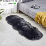 Descente de Lit Longue en Fausse Fourrure Douce - 1m80 - Confort et Chaleur pour Chambre à Coucher - Noir Intense – Image 4