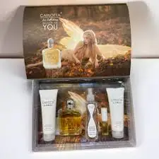 images (4) Coffret Cadeau 5 Pièces Carlotta Belong To You pour Femme - Parfum, Lait Corporel, Body Splash, Mini Parfum, Gel Douche – Image 1